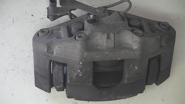 Bremsekalipper - ventilert - venstre - foran AUDI A6 Avant (4F5, C6)