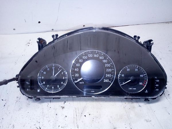 Compteur de vitesse /compte tours MERCEDES-BENZ E-CLASS T-Model (S211)