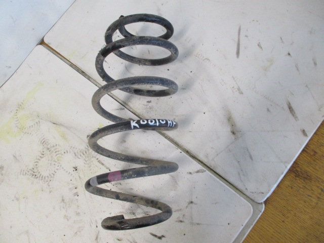Front spring - coil right VOLVO XC60 (156)