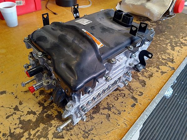 El inverter AC/DC TOYOTA YARIS (_P21_, _PA1_, _PH1_)