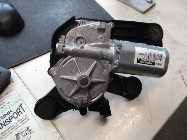Silnik wycieraczki tylnej PEUGEOT 2008 I (CU_)