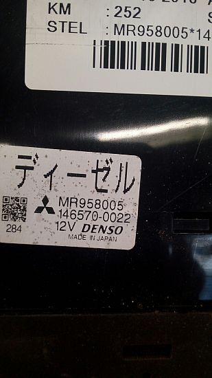 Boitier Régulateur de chauffage MITSUBISHI PAJERO/SHOGUN Mk III Canvas Top (V6_W, V7_W)