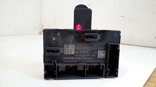 7N0-959-792-J-Z01 : Controller dør and Relay - various 7N0-959-792-J-Z01 : Controller dør and Relay - various