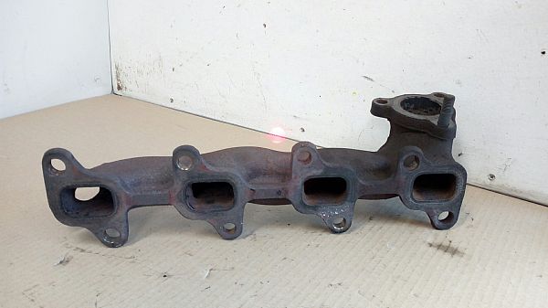 Manifold out TOYOTA