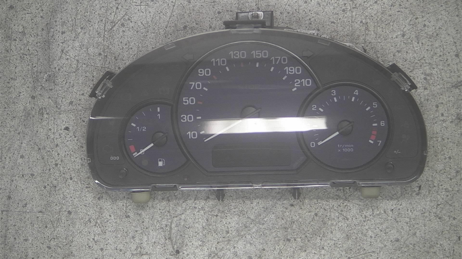 Peugeot 1007 - Deska rozdzielcza kompletna 1007 | Autoparts24