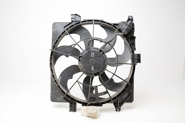 Radiator fan electrical HYUNDAI i40 (VF)