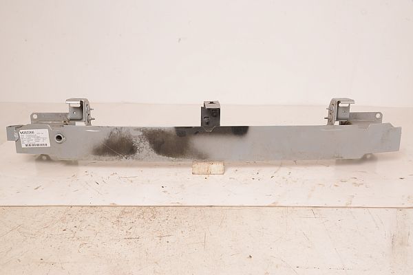 Front bumper reinforcement