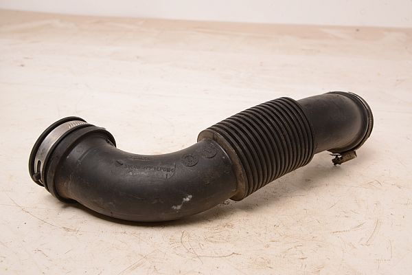 Inlet pipe FORD FOCUS III Turnier