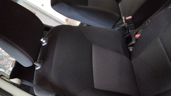 Front seats - 4 doors SUZUKI IGNIS III (MF)