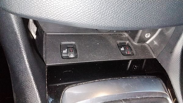 Switch - seat heater PEUGEOT 308 SW II (LC_, LJ_, LR_, LX_, L4_)