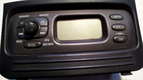 Radio - multi display TOYOTA YARIS VERSO / FUN CARGO (_P2_)