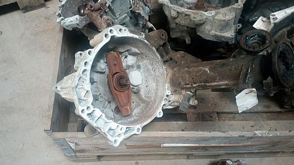 Girkasse manuel VW TRANSPORTER Mk IV Box (70A, 70H, 7DA, 7DH)