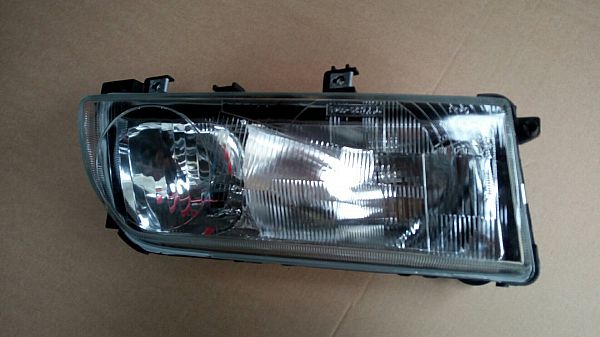 Koplamp NISSAN