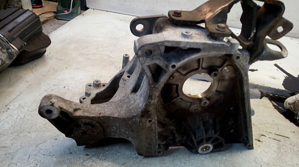 Dieselpumpenbeschlag OPEL INSIGNIA A Sports Tourer (G09)