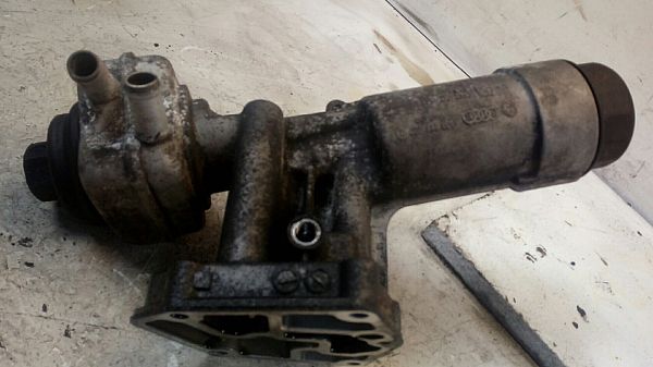 Oljefilter adapter/tilkobling VW GOLF Mk IV (1J1)