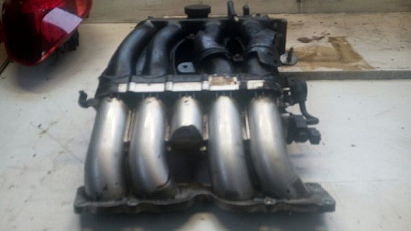 Ansaugkrümmer VW GOLF Mk IV (1J1)