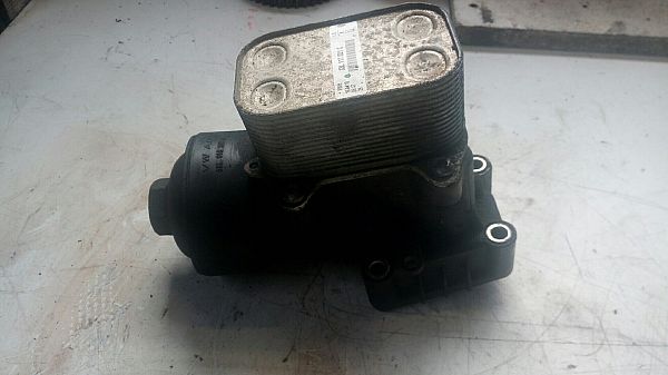 Ölfilterstutzen SKODA OCTAVIA II Combi (1Z5)