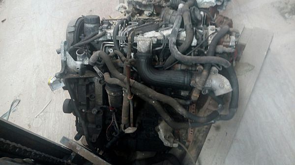 Motor VOLVO V70 Mk II (285)