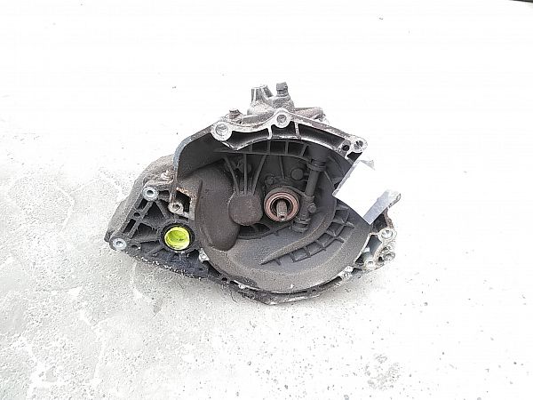 Gearkasse manuel OPEL ASTRA F Estate (T92)