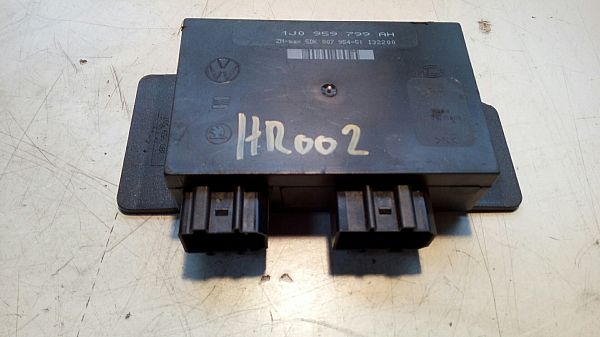 Module de contrôle de confort VW PASSAT (3B2)