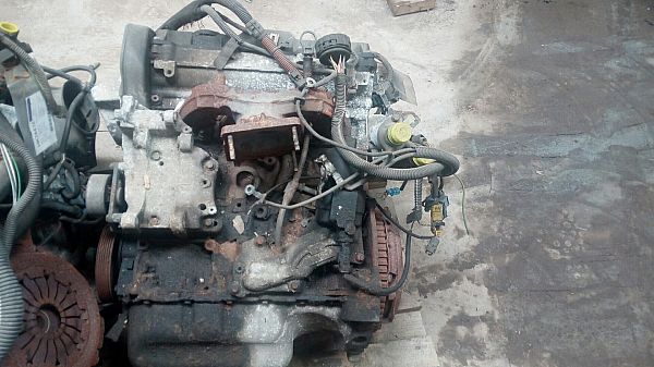 Motor PEUGEOT 206 Hatchback (2A/C)