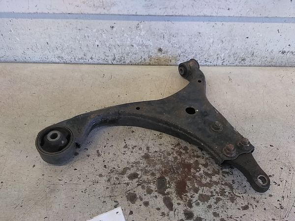 Bærearm forrest nederst HYUNDAI i30 (FD)