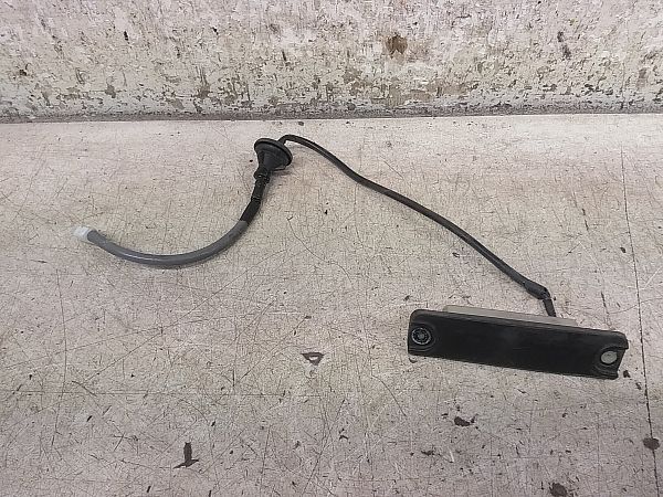 Tailgate interior handle