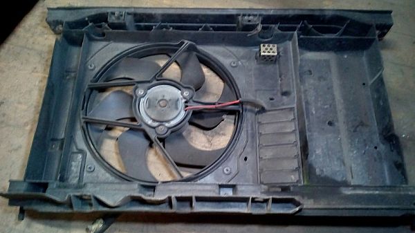 Radiator fan electrical PEUGEOT 307 SW (3H)