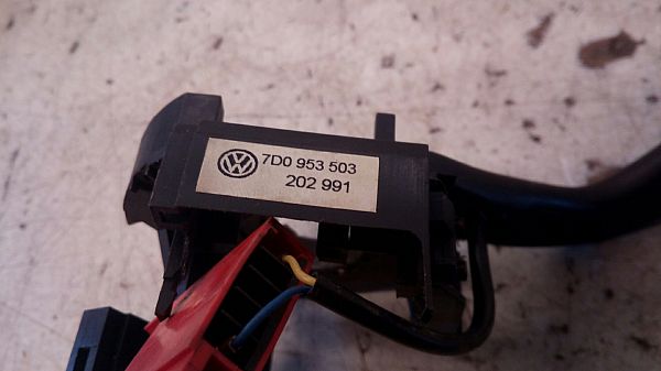 Switch - wiper VW TRANSPORTER Mk IV Box (70A, 70H, 7DA, 7DH)