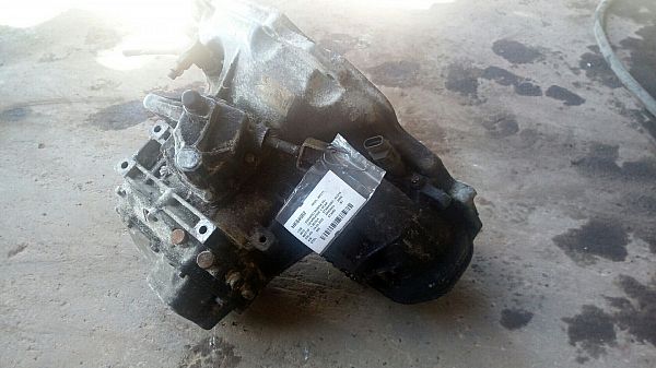 Gearkasse manuel DAEWOO NUBIRA Saloon (J200)