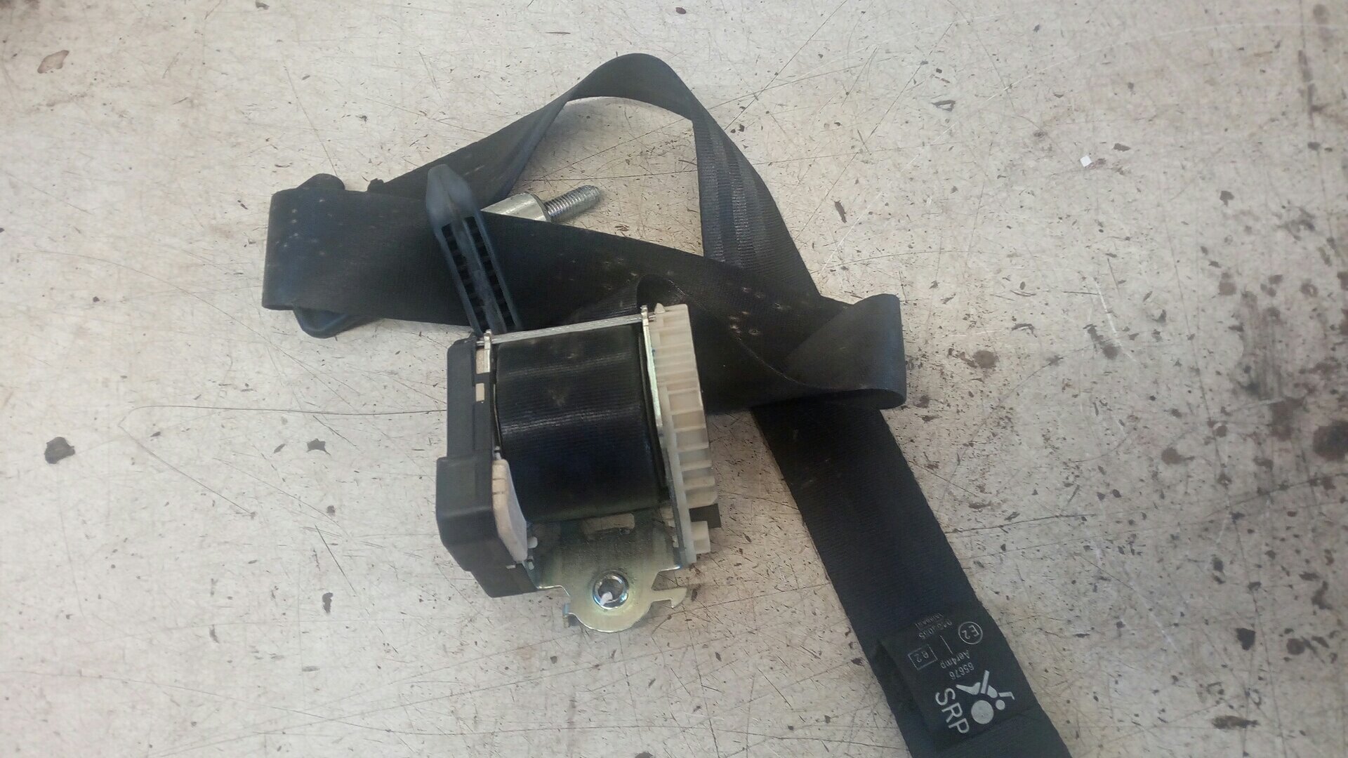 Renault TWINGO II (CN0_) ceinture sécurité avant 8200532101