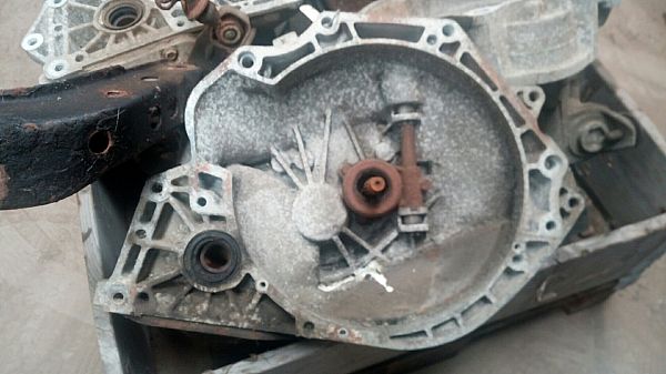 Gearkasse manuel OPEL CORSA B (S93)