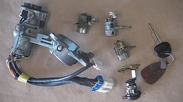 Cilinderslot HYUNDAI H-1 Box (A1)