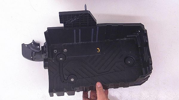 Accubak PEUGEOT 208 II (UB_, UP_, UW_, UJ_)