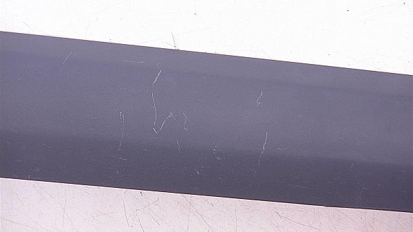 Zierleiste schwarz für linke Vordertür Peugeot 3008II 9811558580