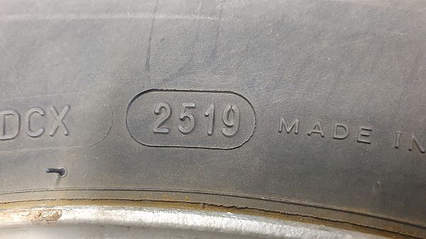 Fælge stål med dæk TOYOTA HILUX VI Pickup (_N1_)