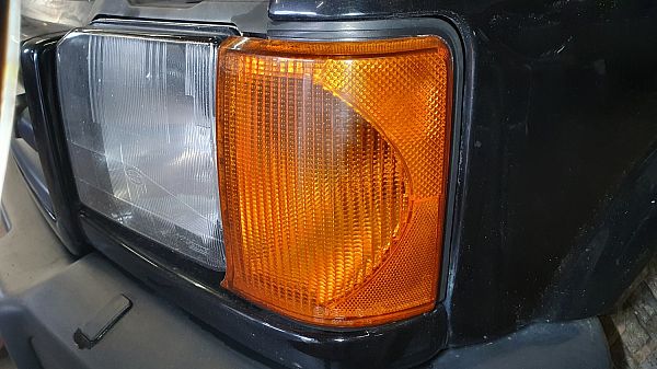 Indicator - front LAND ROVER DISCOVERY Mk II (L318)