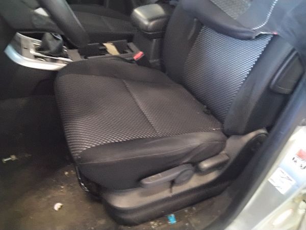 sièges avant 4 portes SUZUKI GRAND VITARA II (JT, TE, TD)