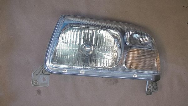 Front light SUZUKI GRAND VITARA I (FT, HT)