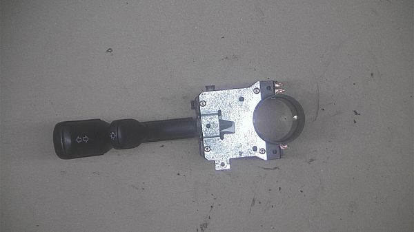 Kontakt - blinklys AUDI 100 (4A2, C4)