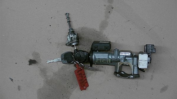 Lock cylinder SUZUKI SPLASH (EX)