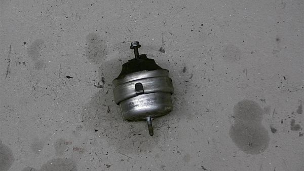Motorrubber / Motorsteun VW PASSAT Estate (3B6)