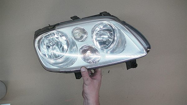 Światła / Lampy przednie VW TOURAN (1T1, 1T2)