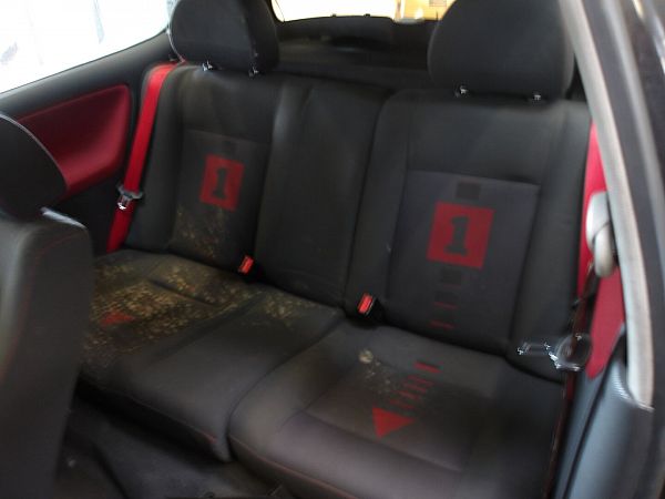 Back seat VW POLO (6N2)