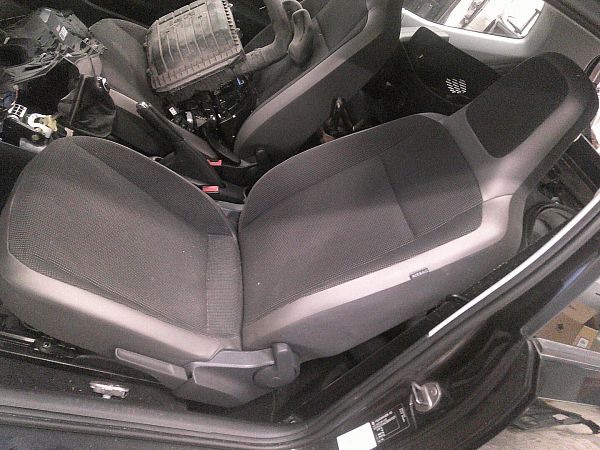 Innenausstattung VW UP (121, 122, BL1, BL2, BL3, 123)