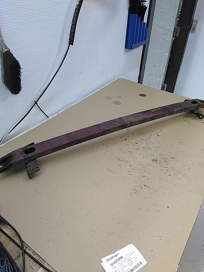 Stoßstange vorn ohne Anbauteile TOYOTA STARLET (_P9_)