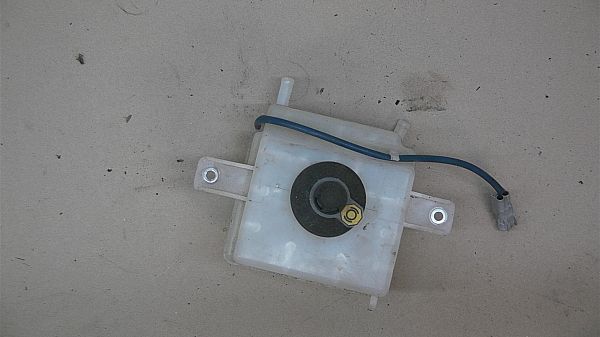 Brake - Master cylinder TOYOTA AURIS (_E18_)
