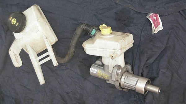 Brake - Master cylinder OPEL ZAFIRA TOURER C (P12)