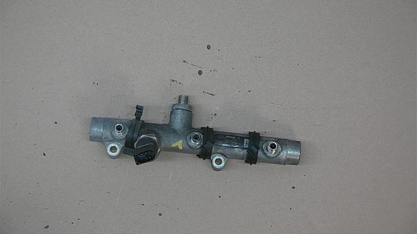 Rail bro / indsprøjtningsdyserør AUDI A6 (4F2, C6)
