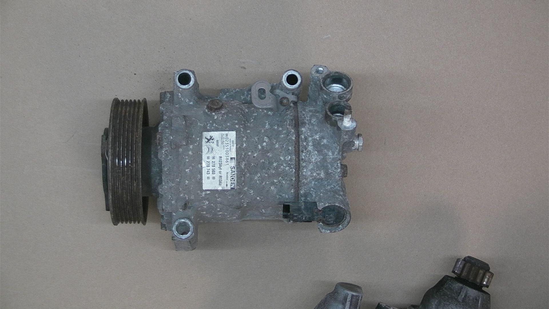Brugt Peugeot 208 - Airconditionpumpe | Autoparts24